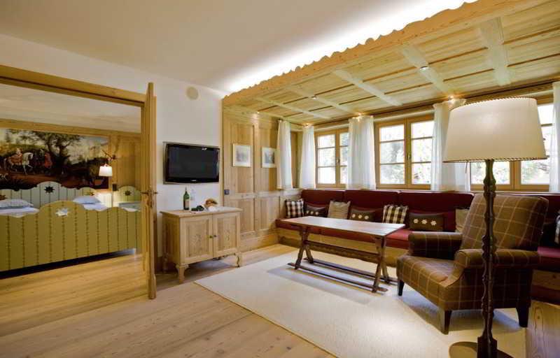 Gasthof-hotel Post Strass im Zillertal
